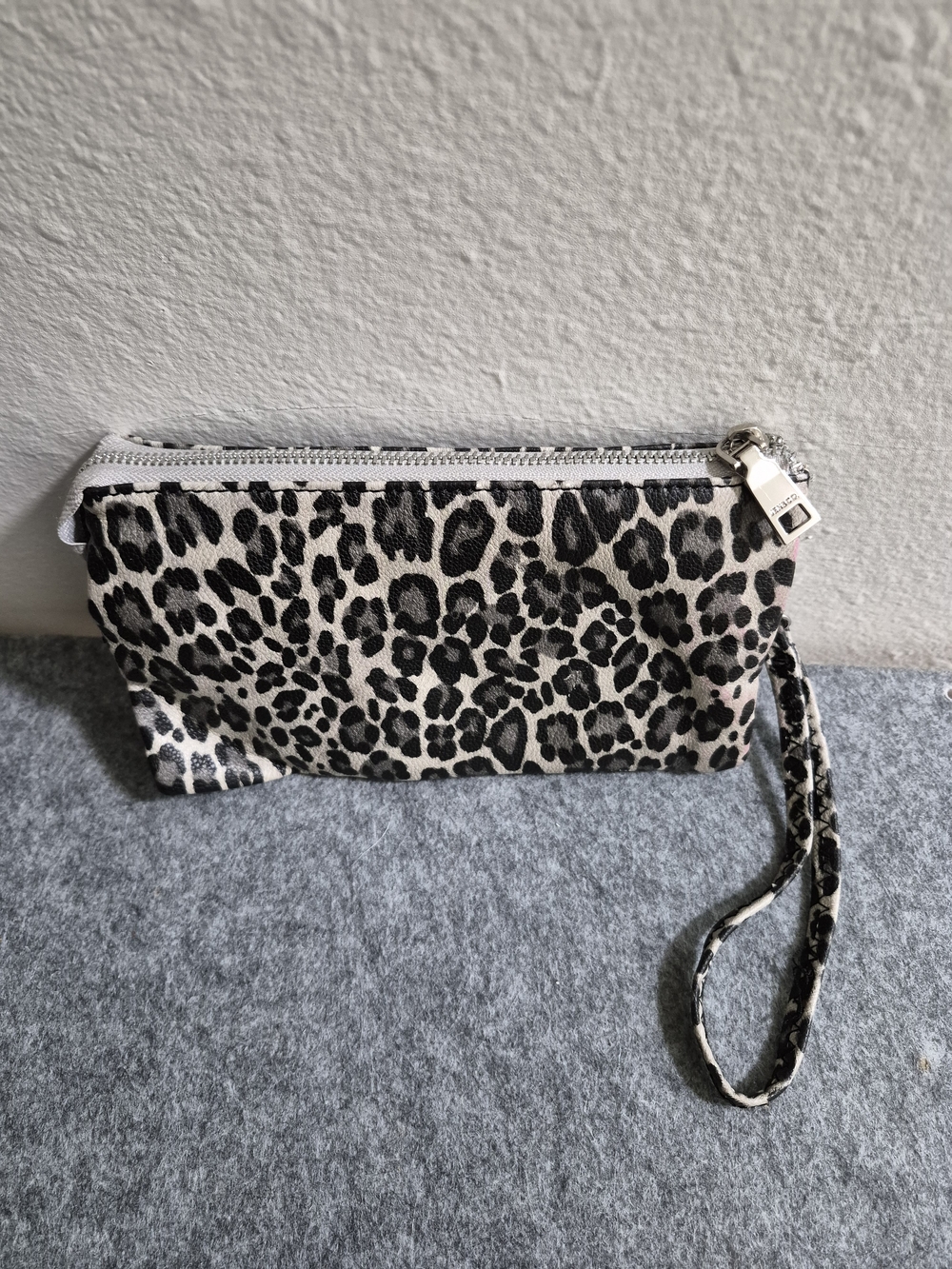 Leopard Print Wristlet Clutch Purse